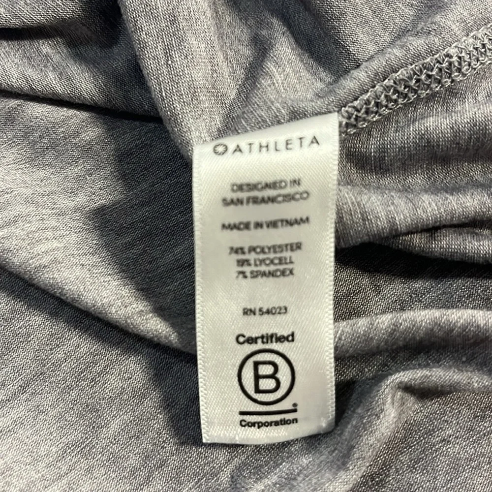 Athleta High/Low Tank medium - Picture 3 of 3